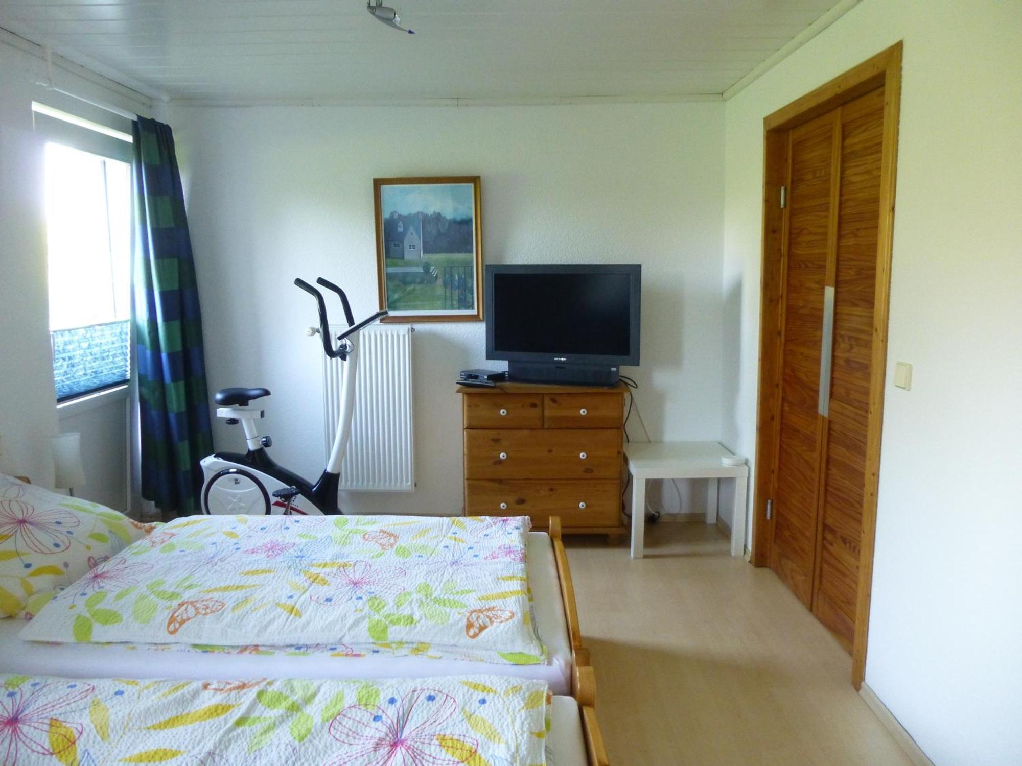Ferienwohnung Stoeterau - Ebenerdige Fewo Mit Sonnenterrasse Erfde Exterior photo